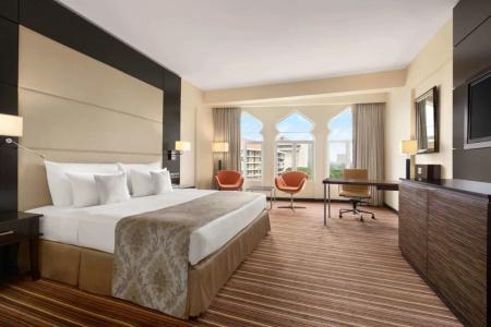 Ramada by Wyndham Colombo - 20
