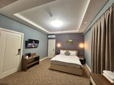 Royal Meridien - 66