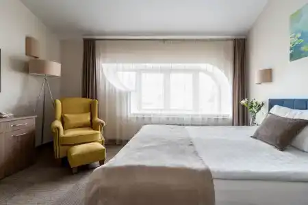 Stariy Dvorik on Orlovskaya - 80