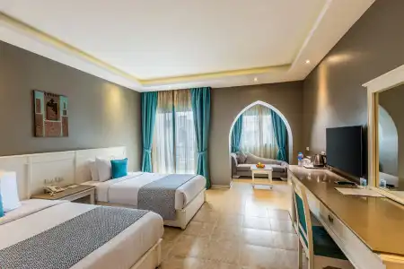 Sunrise Garden Beach Resort - 0