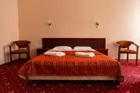 Gostinitsa Zastava - 93