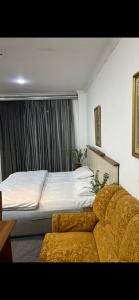 Abu Arena Hall - 109