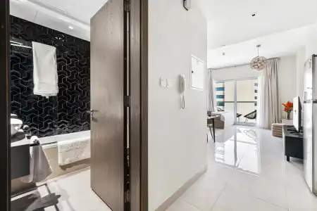 Unlock Metropolis Apartment - 146