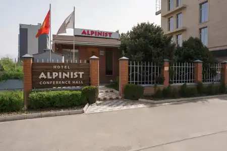 Alpinist - 38