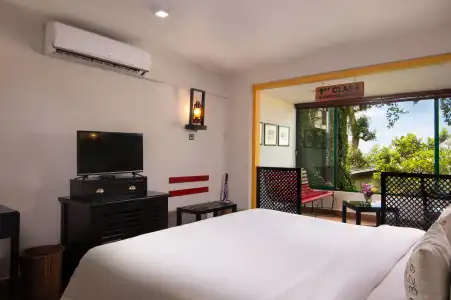 EKHO Ella - 37