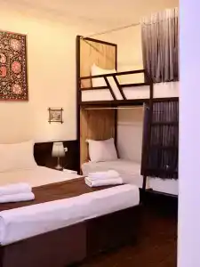 Al Bukhari Boutique Hostel - 3
