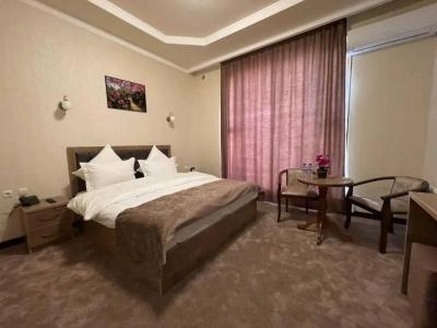 Khan Palace - 25