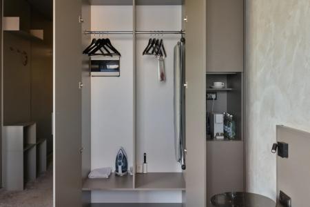 SLIDE Bleisure & MICE - 85