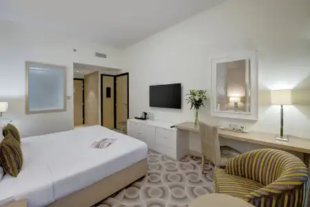 Metropolitan Dubai - 53