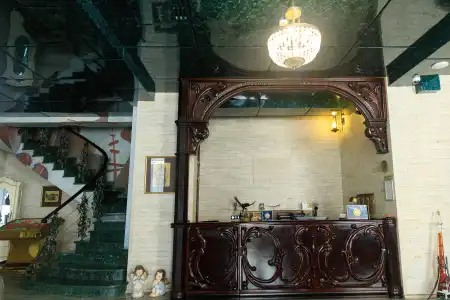 Wine Palace - 1