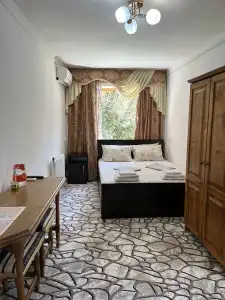 Minorai xurd Guest house - 2