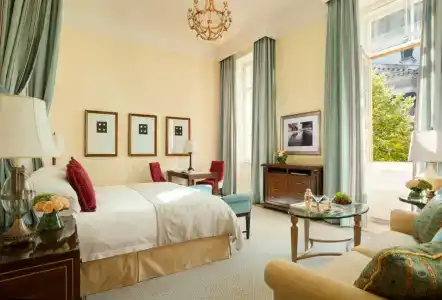 Four Seasons Lion Palace - 134