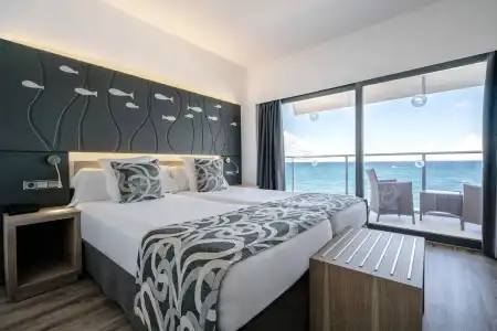 THB Gran Bahia and Apartments - 80