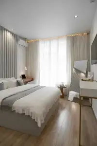 Suite - 50