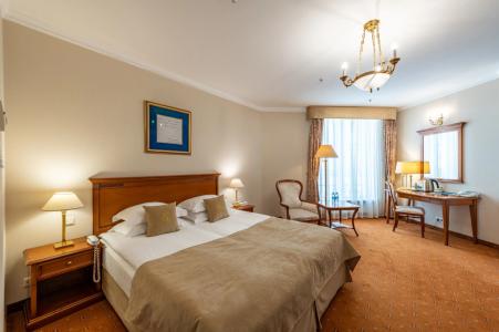 Гранд Эмеральд - 111