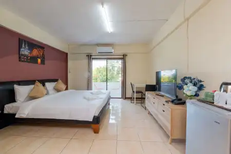 Hillside Resort - 40