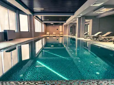 Ramada Plaza by Wyndham - 48