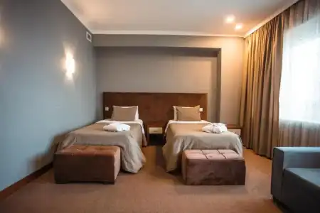 Caspian Business & Spa - 4