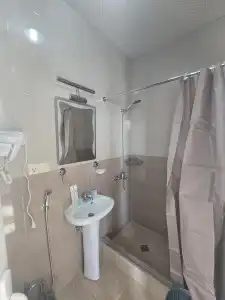 BATUMI INN - 93
