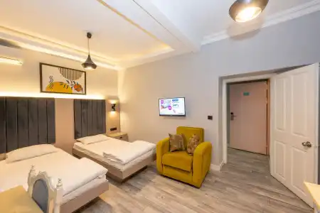 Cirrus Suites - 48