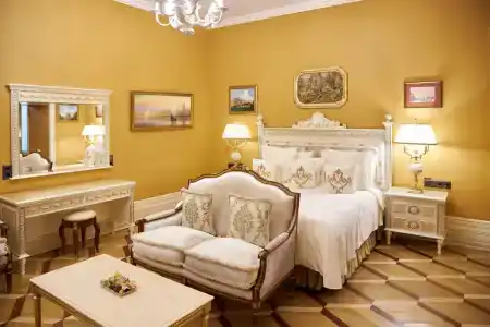 Бутик Дворец Трезини - 122