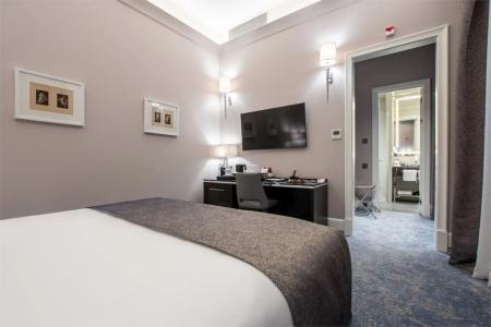 Cosmos Selection Saint-Petersburg Italyanskaya - 104