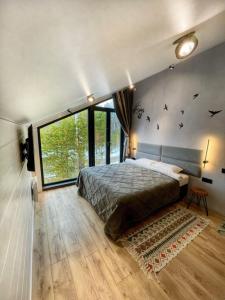 Geometrika • Lounge - 111