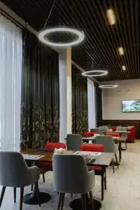 Ramada Encore by Wyndham - 12