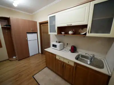 DezhaVyu Mini-Hotel - 17