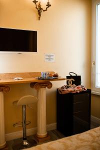 Impero Vaticano Suites Guest House - 114