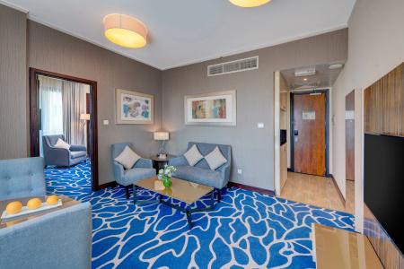 Hawthorn Suites by Wyndham Center - 24