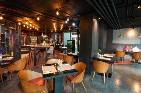 RakYim Siam Sukhumvit 15 - 15