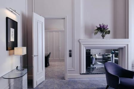 Cosmos Selection Saint-Petersburg Italyanskaya - 161