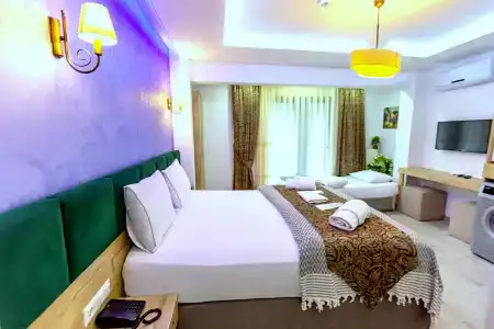 Loren & Suites - 32