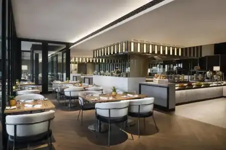 Crowne Plaza BANGKOK LUMPINI PARK by IHG - 40