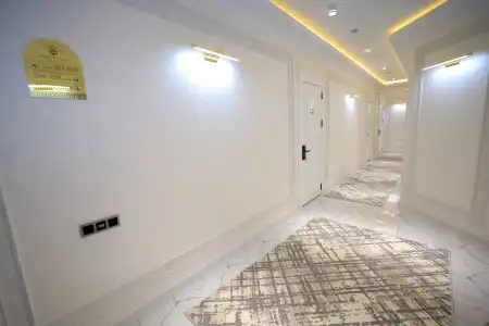 Amir Plaza - 10
