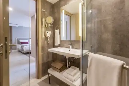 Woovo Phuket Patong - 6