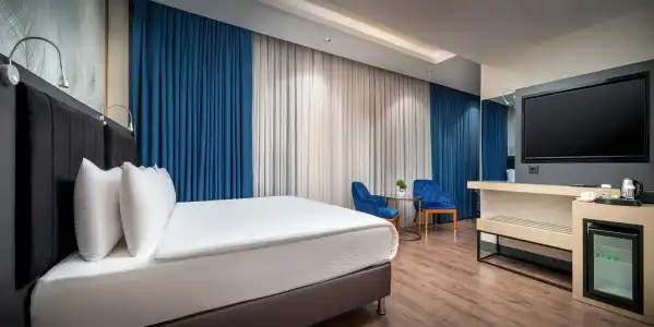 Best Western Premier Hidden Hills - 39