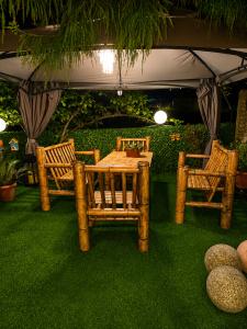 New Batumi with Balcony & View Guest House - 27