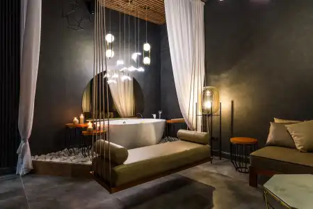 HISTORY Boutique & SPA - 24