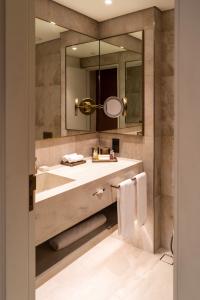 ERTH Abu Dhabi - 3