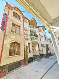 Registan Center Guest House - 0