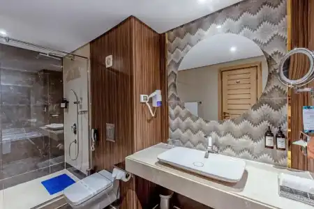 Sunrise Garden Beach Resort - 64