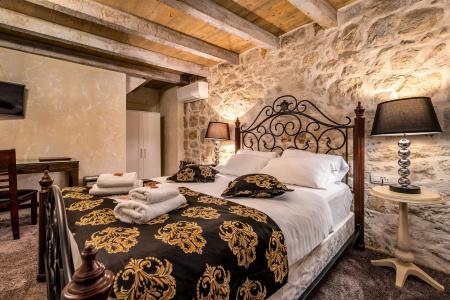 Heritage Palace Varos - Mag Quaint & Elegant Boutiques - 71