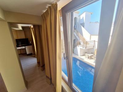 Sofia Boutique 9 - 150