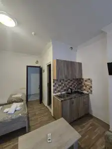 BATUMI INN - 86