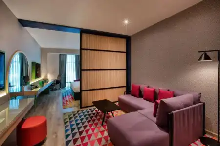 La Quinta by Wyndham Dubai Jumeirah - 13
