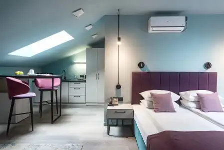 Gallery Inn Mini-hotel - 127