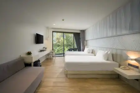 The Hotspring Beach Resort & Spa - 12