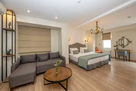 The Marions Suite - 106